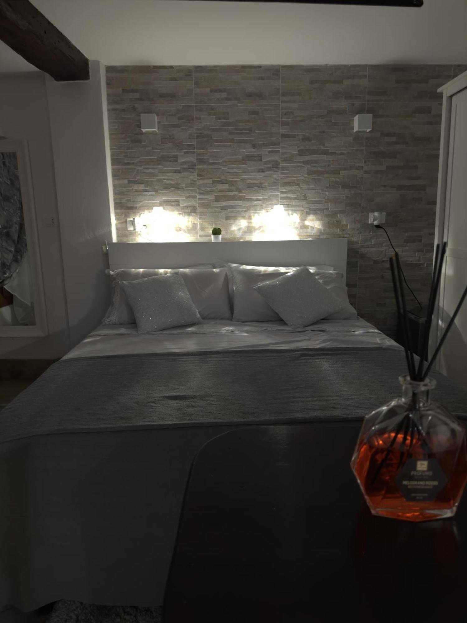 Eden Luxury Suite - Venice Santa Croce ภายนอก รูปภาพ